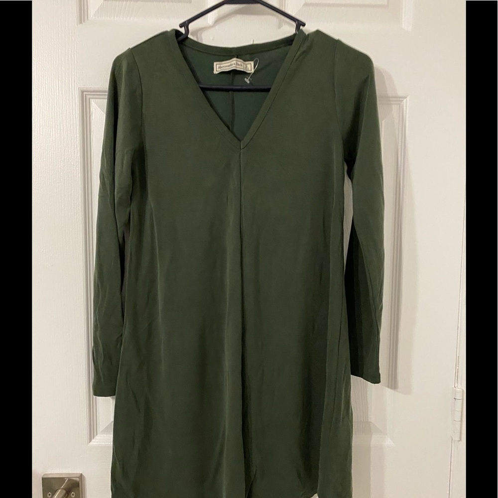 Green dress